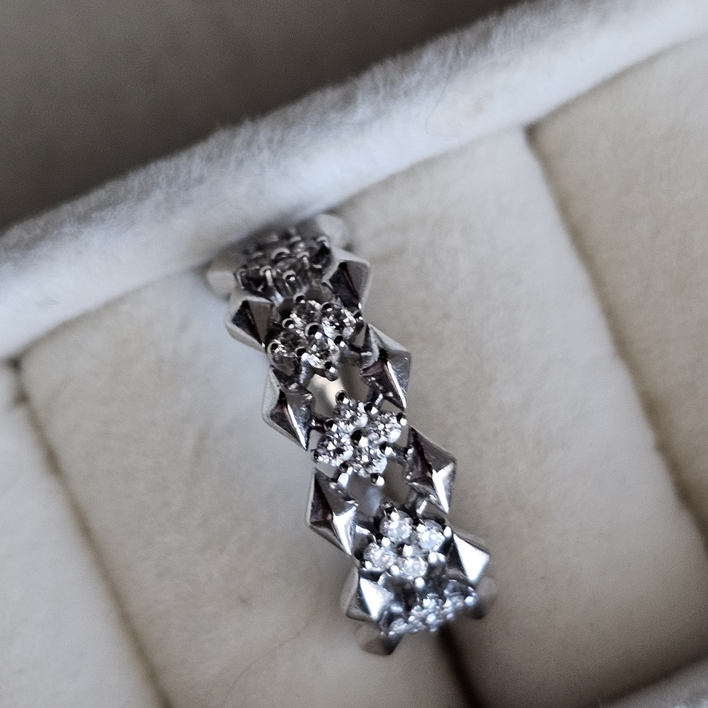 Gabriel&Co White Gold Diamond Band - Picture 2 of 9